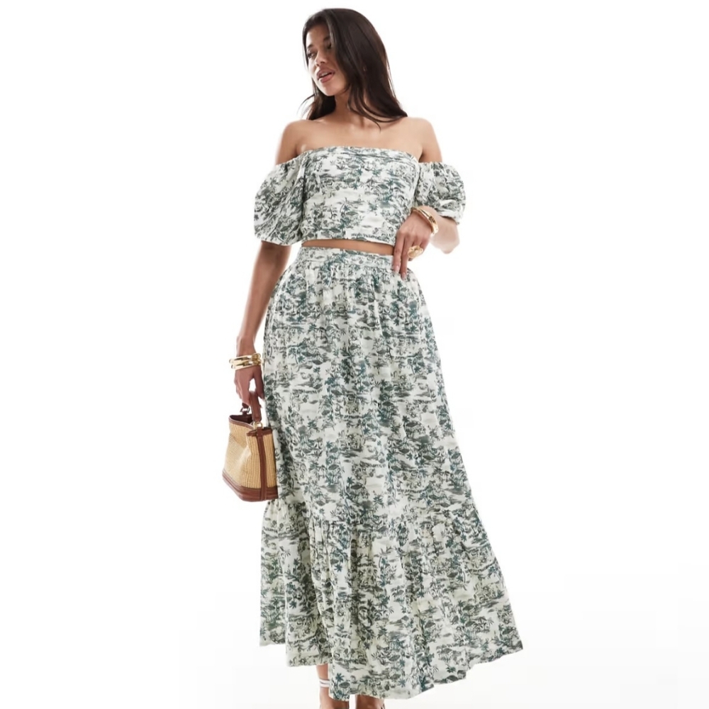 NWT Linen-blend Tiered Midi Skirt